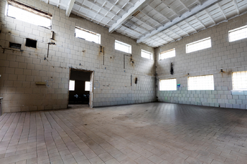 Prodej skladovacích prostor 4000 m², Hořovice