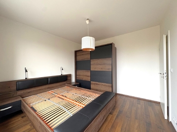 Prodej bytu 3+kk v osobním vlastnictví 103 m², Praha 9 - Hloubětín