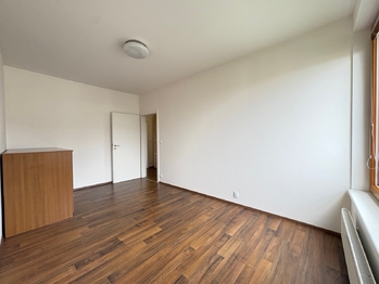 3. pokoj - Prodej bytu 3+kk v osobním vlastnictví 103 m², Praha 9 - Hloubětín