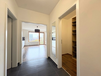 Prodej bytu 3+kk v osobním vlastnictví 103 m², Praha 9 - Hloubětín