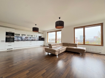 Prodej bytu 3+kk v osobním vlastnictví 103 m², Praha 9 - Hloubětín
