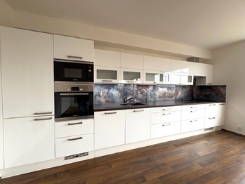 Prodej bytu 3+kk v osobním vlastnictví 103 m², Praha 9 - Hloubětín