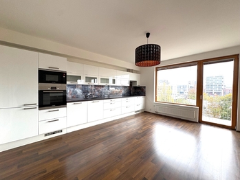 Prodej bytu 3+kk v osobním vlastnictví 103 m², Praha 9 - Hloubětín