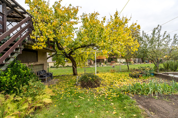 Prodej domu 383 m², Křešice