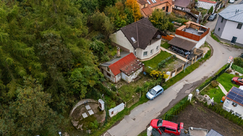 Prodej pozemku 195 m², Praha 9 - Kyje