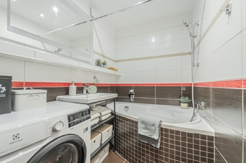 Prodej bytu 3+kk v osobním vlastnictví 89 m², Praha 10 - Vršovice