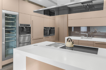 Prodej bytu 5+kk v osobním vlastnictví 490 m², Praha 5 - Radotín