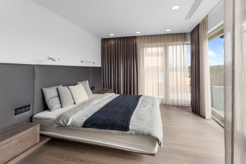 Prodej bytu 5+kk v osobním vlastnictví 490 m², Praha 5 - Radotín