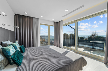 Prodej bytu 5+kk v osobním vlastnictví 536 m², Praha 5 - Radotín