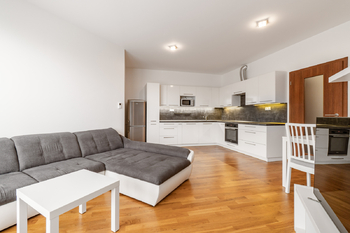 Pronájem bytu 2+kk v osobním vlastnictví 76 m², Praha 4 - Chodov