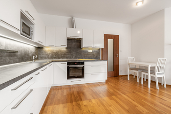 Pronájem bytu 2+kk v osobním vlastnictví 76 m², Praha 4 - Chodov