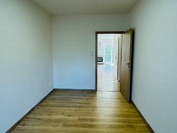Prodej nájemního domu 195 m², Nebovidy