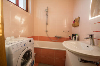 Pronájem bytu 1+kk v osobním vlastnictví 55 m², Hradec Králové