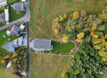 Prodej pozemku 1370 m², Květná