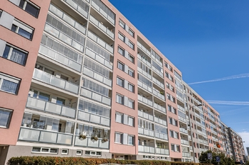 Budova. - Pronájem bytu 2+kk v osobním vlastnictví 45 m², Praha 4 - Chodov
