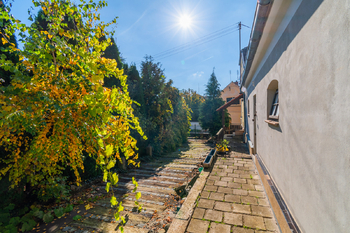 Prodej domu 172 m², Pňovany