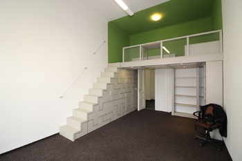 Pronájem kancelářských prostor 28 m², Praha 5 - Smíchov
