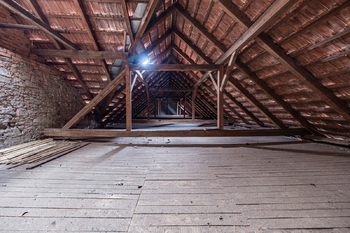 Prodej kancelářských prostor 670 m², Zbrašín