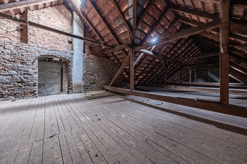 Prodej kancelářských prostor 670 m², Zbrašín