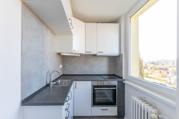 Prodej bytu 1+kk v osobním vlastnictví 31 m², Praha 4 - Chodov