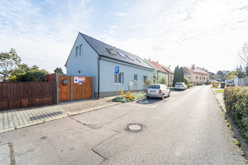Prodej domu 197 m², Praha 8 - Ďáblice