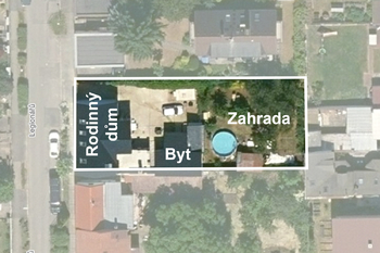 Pohled z vrchu na pozemek - Prodej domu 197 m², Praha 8 - Ďáblice