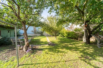 Zahrada 303m2 - Prodej domu 197 m², Praha 8 - Ďáblice