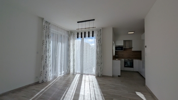 Obývací pokoj  - Prodej bytu 3+kk v osobním vlastnictví 79 m², Praha 5 - Stodůlky