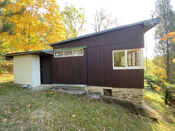 +420 776 335 999, ladislav.urbancik@re-max.cz - Prodej chaty / chalupy 42 m², Mladecko