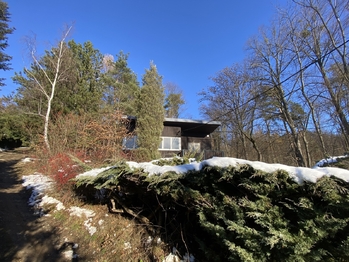 +420 776 335 999, ladislav.urbancik@re-max.cz - Prodej chaty / chalupy 42 m², Mladecko