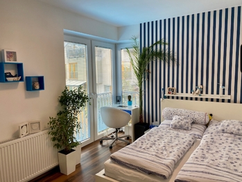 Světlé pokoje - Prodej bytu 3+kk v osobním vlastnictví 80 m², Mukařov