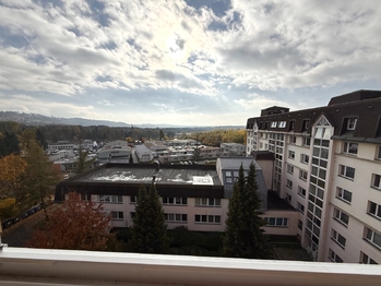 výhled z lodžie - Prodej bytu 2+1 v osobním vlastnictví 64 m², Mariánské Lázně