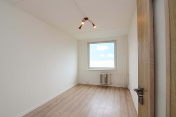 Prodej bytu 3+1 v osobním vlastnictví 79 m², Praha 4 - Modřany