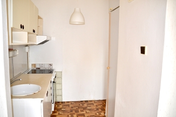 Prodej bytu 2+kk v osobním vlastnictví 44 m², Praha 4 - Chodov