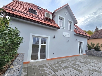 Pronájem bytu 2+kk v osobním vlastnictví 78 m², Všenory