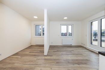 Pronájem bytu 1+kk v osobním vlastnictví 73 m², Praha 5 - Hlubočepy