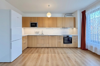 Prodej bytu 4+kk v osobním vlastnictví 238 m², Praha 4 - Modřany