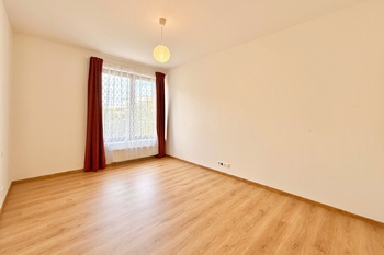 Prodej bytu 4+kk v osobním vlastnictví 238 m², Praha 4 - Modřany