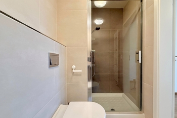 Prodej bytu 4+kk v osobním vlastnictví 238 m², Praha 4 - Modřany