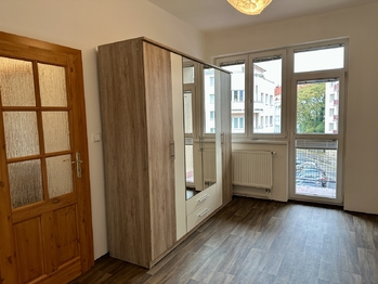 Pronájem bytu 3+1 v osobním vlastnictví 91 m², Praha 4 - Podolí