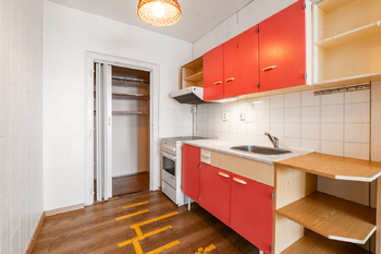 Prodej bytu 2+kk v osobním vlastnictví 52 m², Praha 10 - Záběhlice