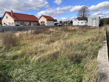 Prodej pozemku 723 m², Radošovice