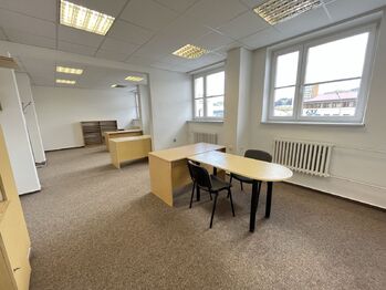 Pronájem kancelářských prostor 40 m², Vsetín