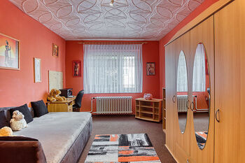 Pokoj 2.NP - Prodej domu 292 m², Praha 9 - Čakovice