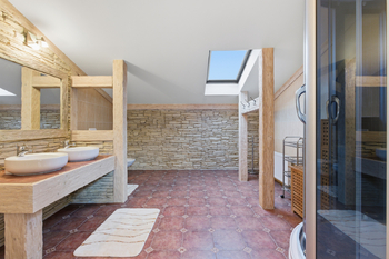 Prodej bytu 4+kk v osobním vlastnictví 189 m², Karlovy Vary