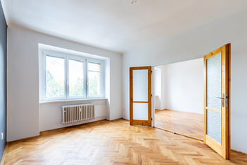 2. pokoj - Pronájem bytu 2+1 v osobním vlastnictví 62 m², Praha 8 - Kobylisy