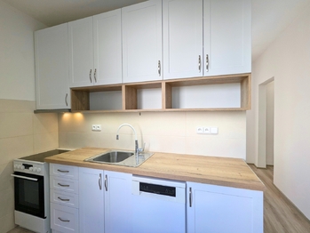 Pronájem bytu 3+1 v osobním vlastnictví 68 m², Zlín