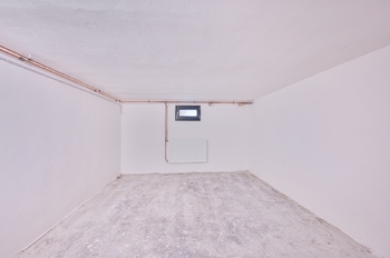 Sklep 1. místnost - Prodej domu 164 m², Františkovy Lázně