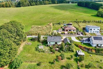 Prodej pozemku 1461 m², Pastviny