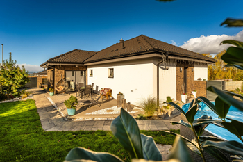 Prodej domu 136 m², Srubec